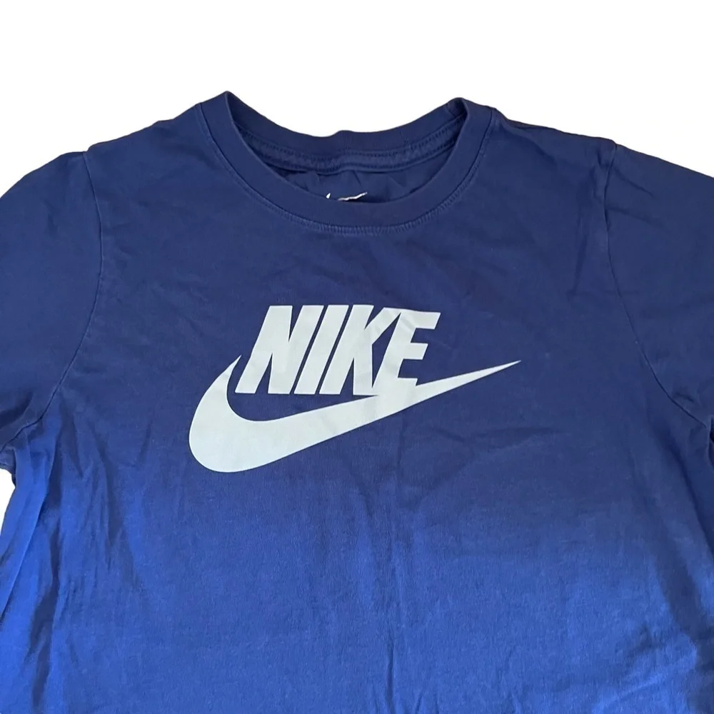 𝅺NIKE Kids Blue Short Sleeve T Shirt- Size L 12-13 years